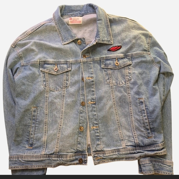 Denim Jacket with Red Heart Graphic - Picture 6 of 8